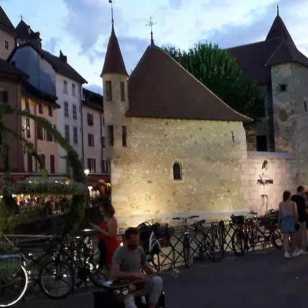 Et Montagnes En Un Clin D'oeil Séjour chez l'habitant Duingt
